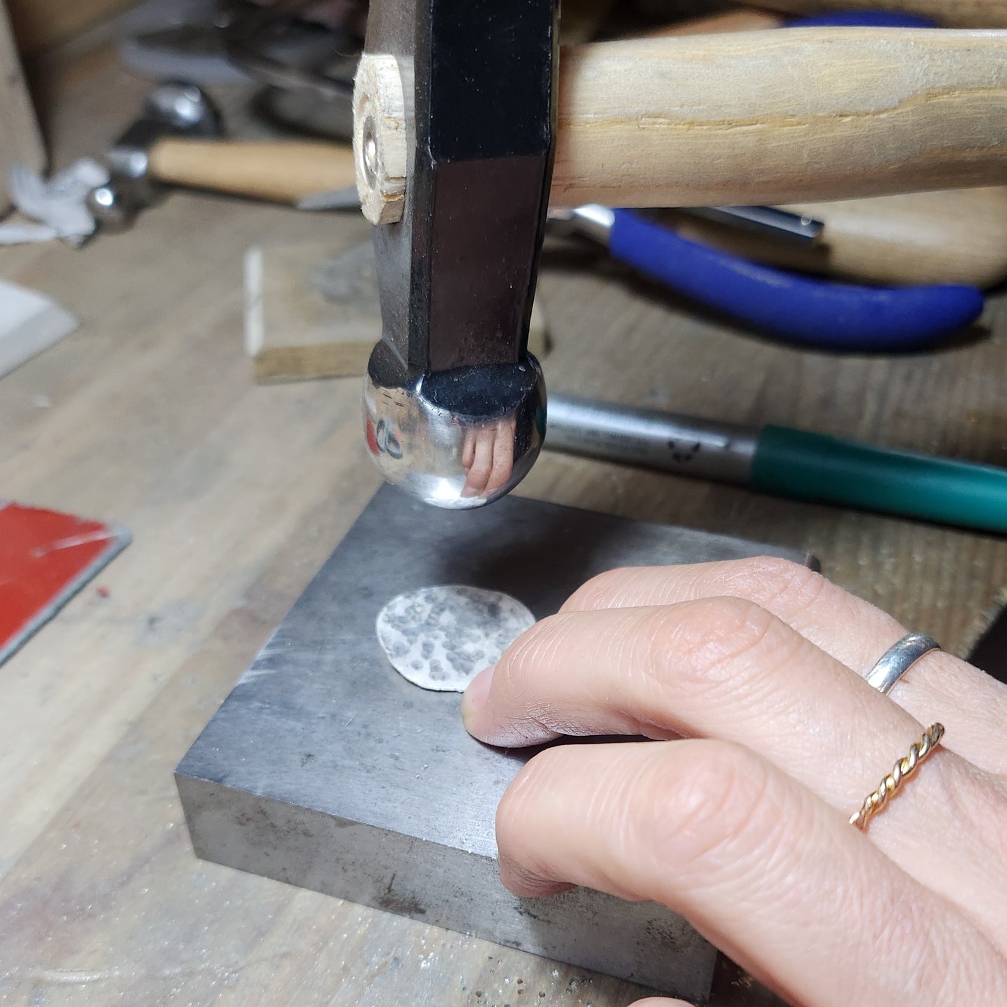 Bon Atelier Crée tes Boucles d'oreilles